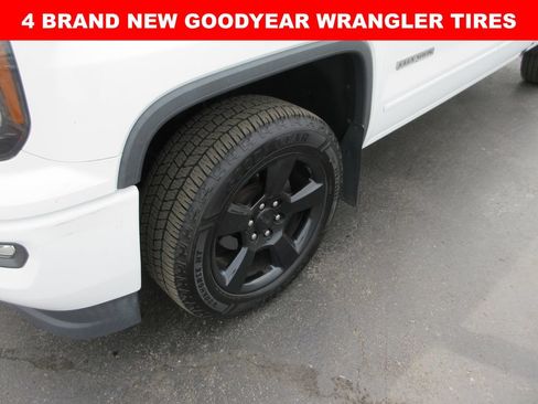 Used 2017 GMC Sierra 1500 4x4 Double Cab w/ Elevation Edition image 4