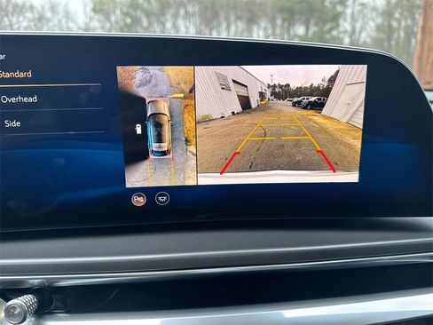 Used 2024 Cadillac Lyriq Tech w/ Driver Assist Package image 28