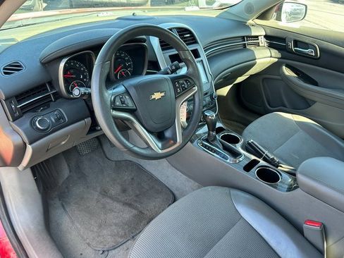 Used 2014 Chevrolet Malibu LT image 21