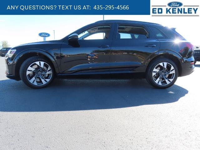 Used 2022 Audi e-tron Premium AWD/4WD image 2