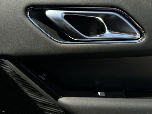 New 2026 Land Rover Range Rover Velar S image 22