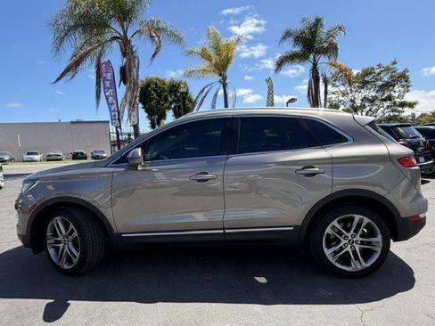 Used 2017 Lincoln MKC Reserve w/ Lincoln MKC Climate Package AWD/4WD image 6