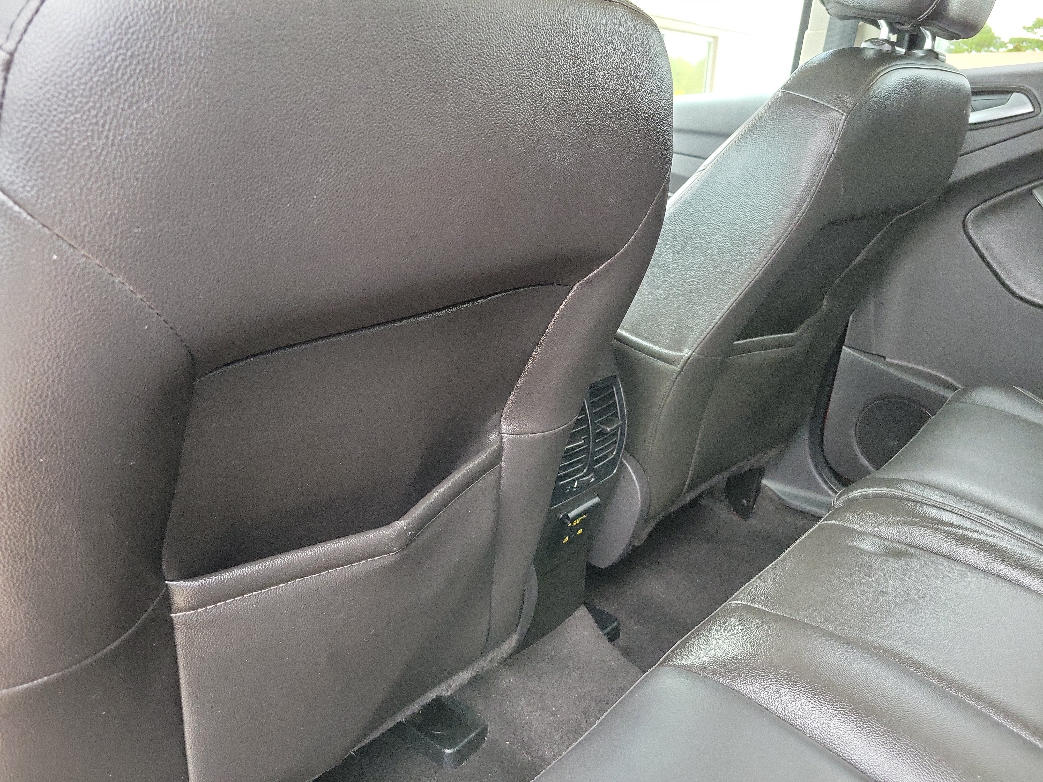 Used 2015 Ford Escape Titanium w/ Equipment Group 301A AWD/4WD image 11