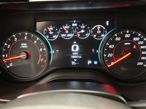Used 2017 Chevrolet Camaro SS RWD image 20