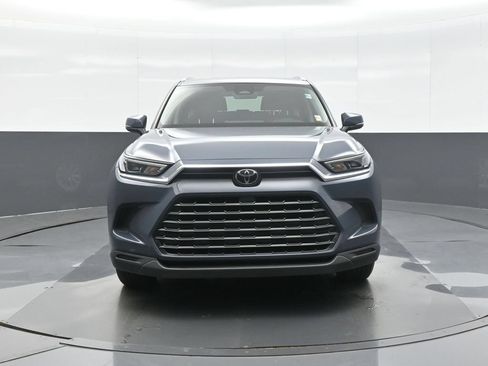 Certified 2024 Toyota Grand Highlander AWD image 2