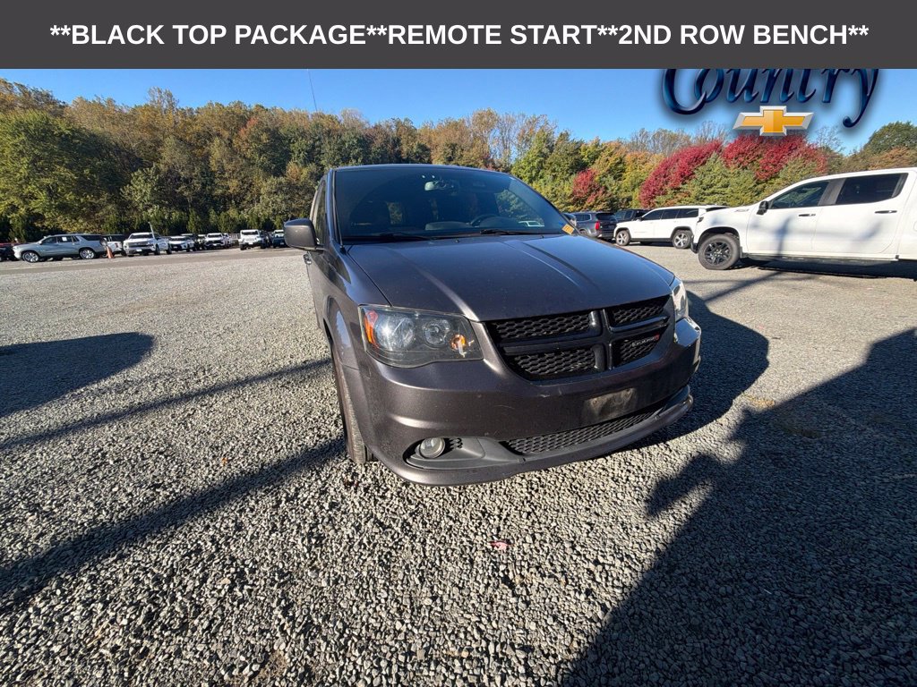 Used 2018 Dodge Grand Caravan SE FWD image 1