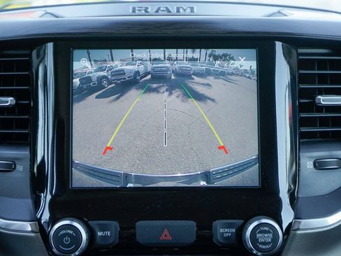 Used 2019 RAM 1500 Laramie image 33