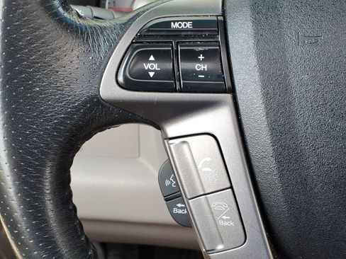 Used 2011 Honda Pilot EX-L image 7