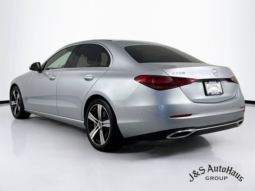 Used 2022 Mercedes-Benz C 300 Sedan w/ Exclusive Trim Package image 5