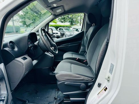 Used 2019 Nissan NV200 S FWD image 13