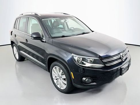 Used 2013 Volkswagen Tiguan SE image 1