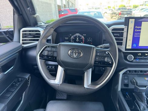 Used 2023 Toyota Tundra Platinum AWD/4WD image 9