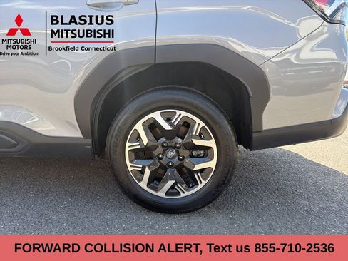 Used 2025 Subaru Forester Premium w/ Convenience Package #1 image 11