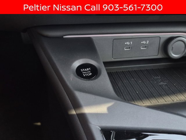 New 2026 Nissan Sentra SR w/ SR Premium Package FWD image 22