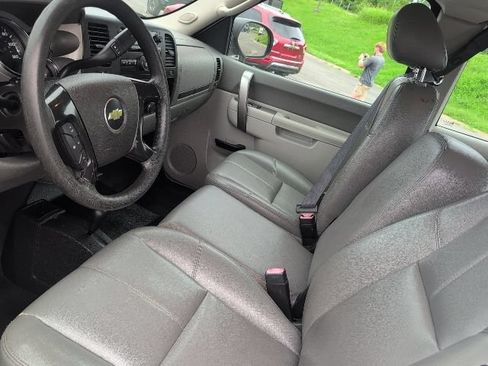 Used 2012 Chevrolet Silverado 2500 W/T AWD/4WD image 12