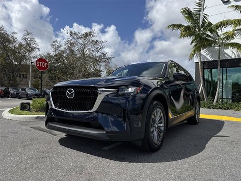 Certified 2025 MAZDA CX-90 3.3 Turbo w/ Preferred Package image 32