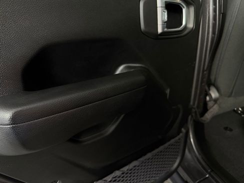 Used 2023 Jeep Wrangler Unlimited Sport AWD/4WD image 26