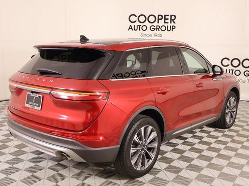 Used 2021 Lincoln Corsair Reserve w/ Elements Package FWD image 22