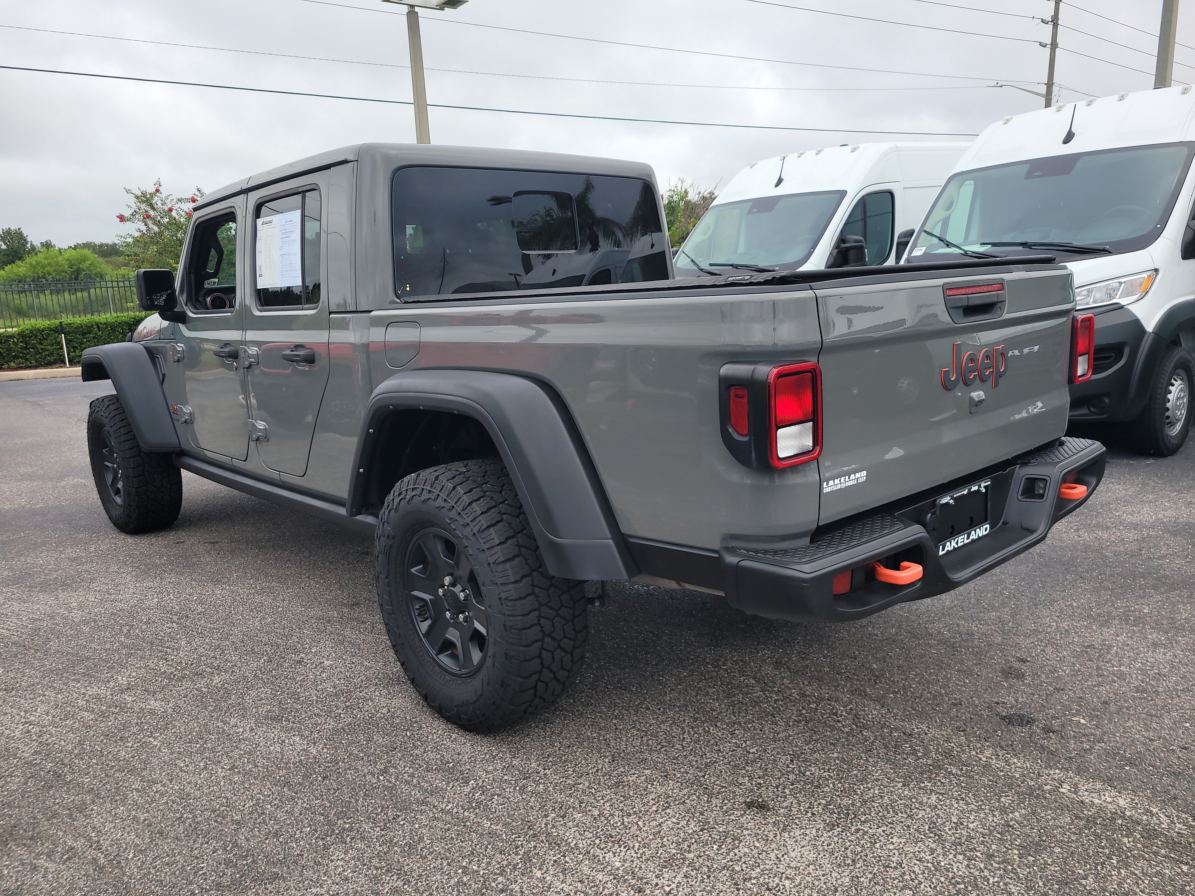 Used 2022 Jeep Gladiator Mojave AWD/4WD image 6