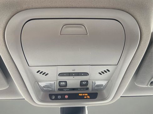 Used 2023 GMC Acadia AT4 w/ GMC Pro Grade Package AWD/4WD image 31