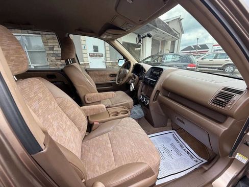 Used 2003 Honda CR-V LX image 12