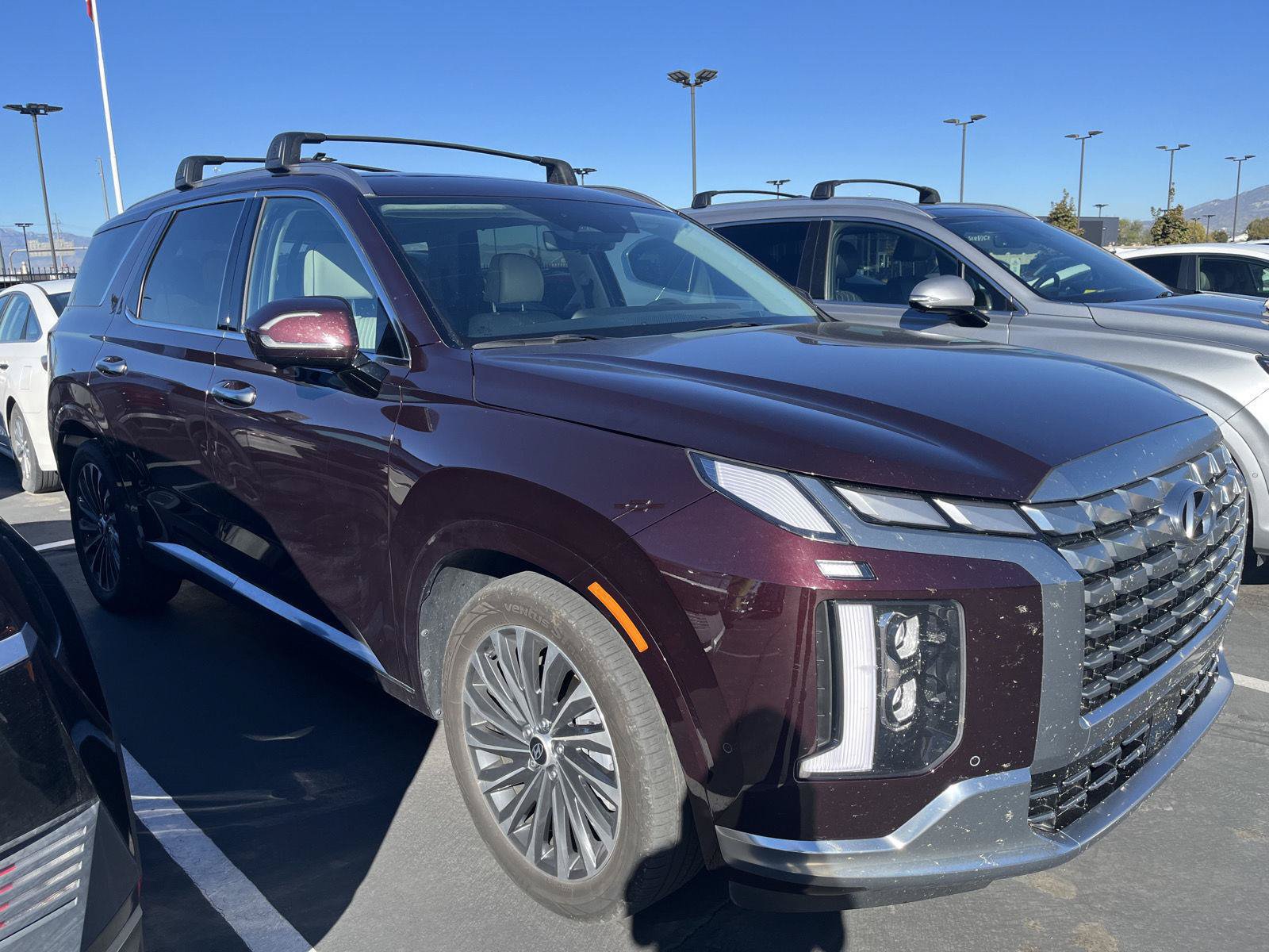 Used 2024 Hyundai Palisade Calligraphy AWD/4WD image 3
