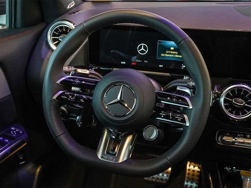 New 2026 Mercedes-Benz GLA 35 AMG 4MATIC image 16