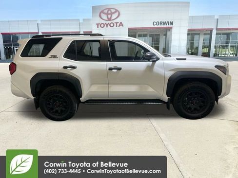 Used 2025 Toyota 4Runner TRD Off-Road Premium image 9