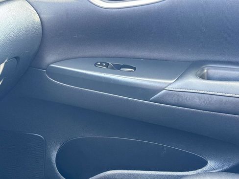 Used 2017 Nissan Sentra SV image 23