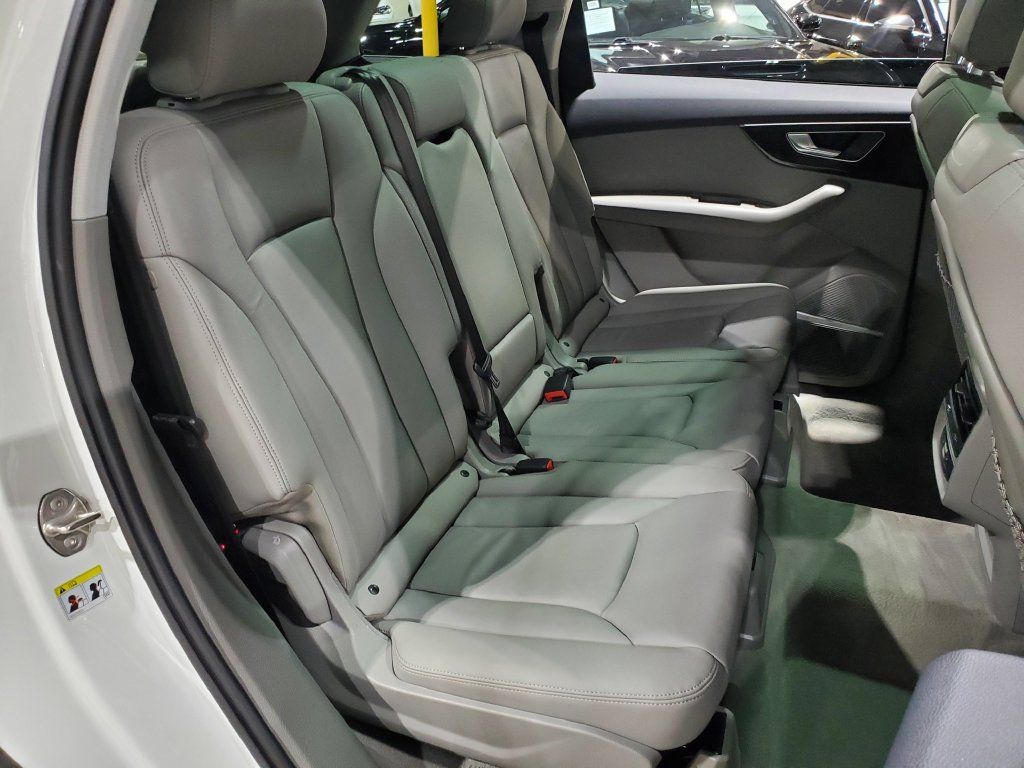 Used 2022 Audi Q7 3.0T Premium Plus AWD/4WD image 20