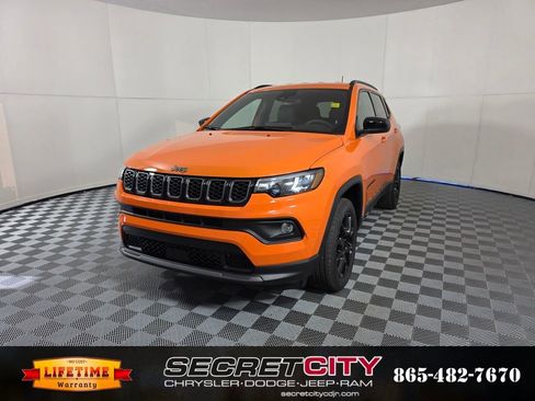 New 2026 Jeep Compass Latitude image 3