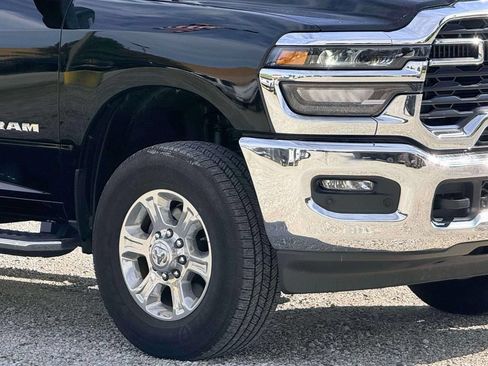 Used 2025 RAM 2500 Big Horn AWD/4WD image 5