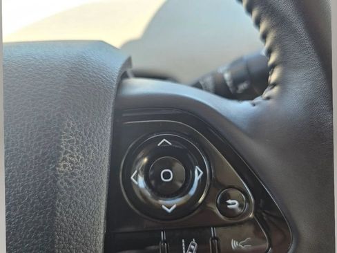 Used 2021 Toyota Prius Prime XLE w/ Carpet Mat Package (TMS) FWD image 15