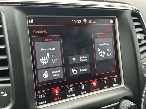 Used 2018 Jeep Grand Cherokee Limited w/ Trailer Tow Group IV image 15