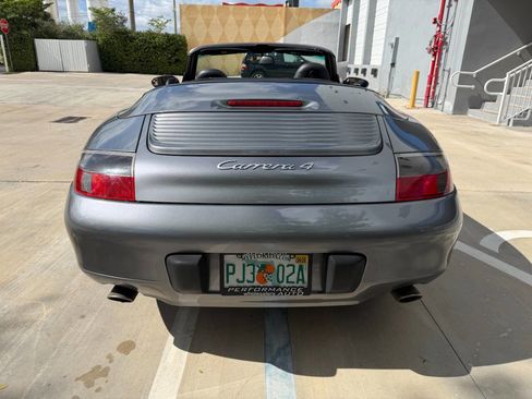Used 2001 Porsche 911 Carrera 4 image 9
