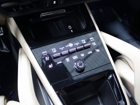 New 2026 Porsche Cayenne S image 32