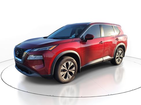 Used 2022 Nissan Rogue SV w/ SV Premium Package FWD image 3