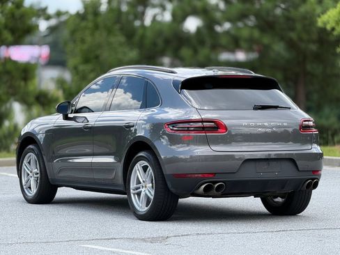Used 2018 Porsche Macan S AWD/4WD image 10