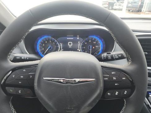 New 2026 Chrysler Pacifica Limited w/ S Appearance Package image 16
