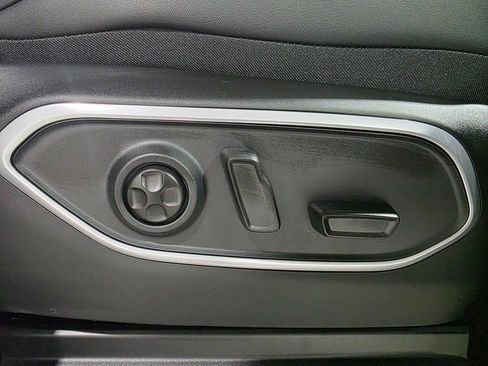 New 2025 Jeep Wagoneer L Series II w/ Convenience Group I AWD/4WD image 20