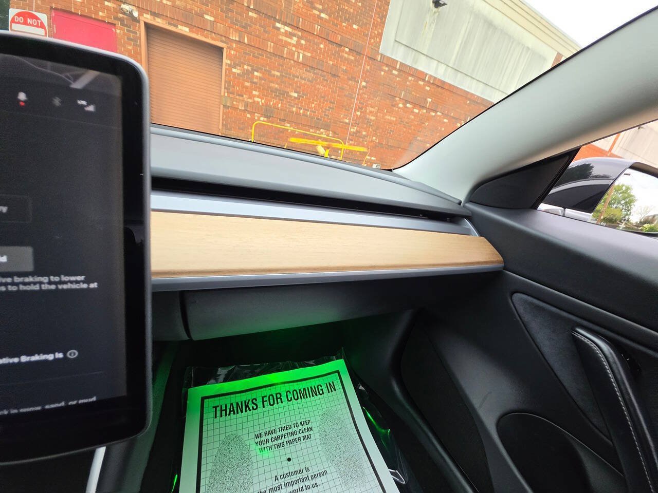 Used 2018 Tesla Model 3 Long Range RWD image 27