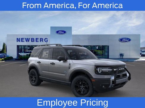 New 2025 Ford Bronco Sport Outer Banks w/ Sasquatch Outer Banks Package AWD/4WD image 1