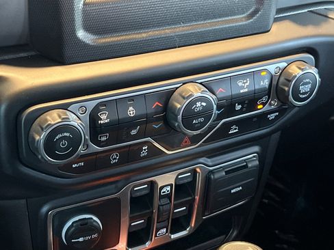 Used 2022 Jeep Wrangler Unlimited Sport S image 20