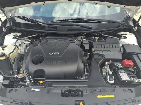 Used 2021 Nissan Maxima Platinum w/ Sport Mat Group FWD image 39