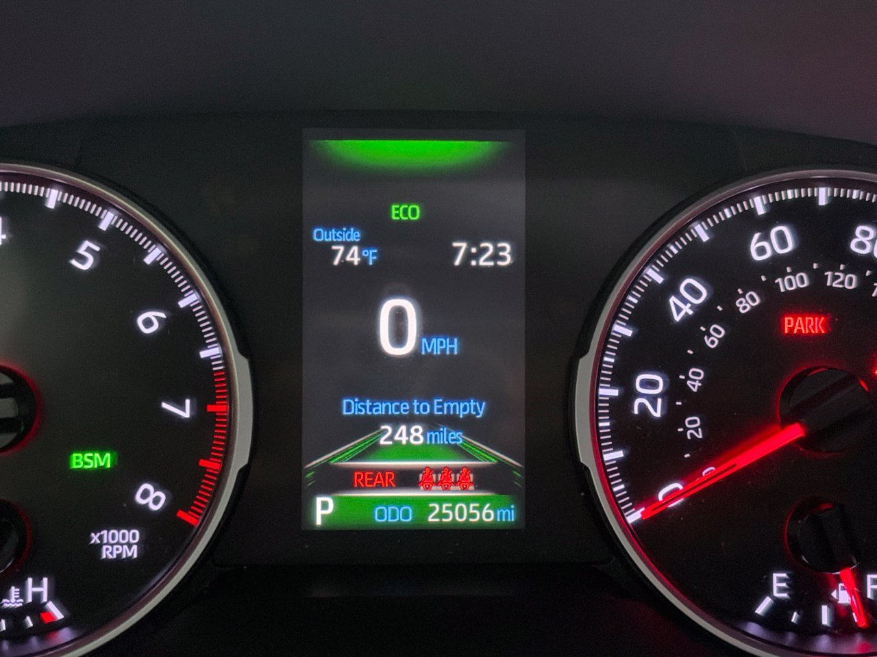 Used 2019 Toyota RAV4 XLE FWD image 9