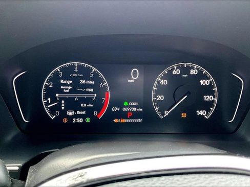 Used 2025 Honda Pilot EX-L image 12
