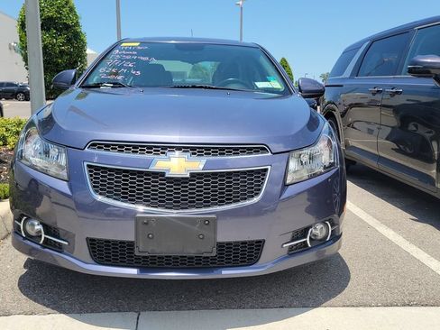 Used 2013 Chevrolet Cruze LT w/ All-Star Edition FWD image 2