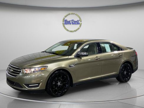 Used 2013 Ford Taurus Limited FWD image 1