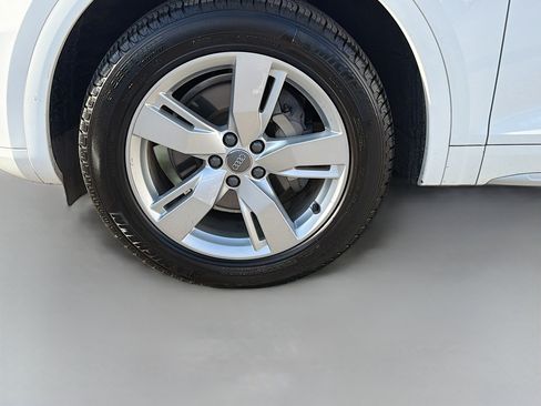 Used 2018 Audi Q5 2.0T Premium Plus w/ Premium Plus Package AWD/4WD image 41