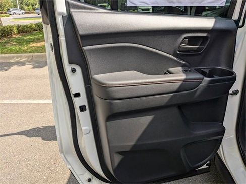 Certified 2025 Honda Ridgeline TrailSport+ image 31